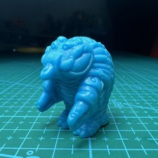 Bad Eggz Bunch #05 Egg Gripper (Blue) RARE Vintage Galoob Mini-Figure 1992