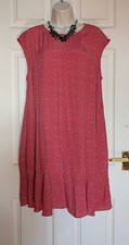 Lovely Hobbs lightweight polka
