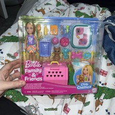 BARBIE ● Family & Friends