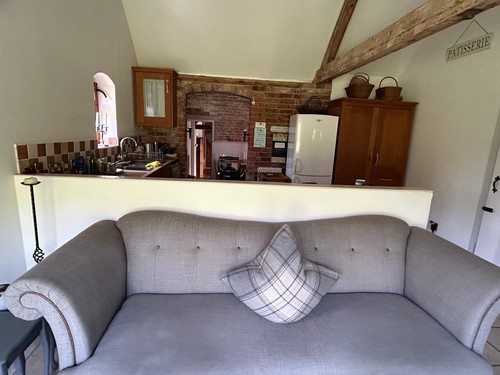 Large metre settee - metre,