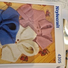 Stylecraft 4305 knitting pattern 16-24" Baby Cardigan Hat mittens aran original 