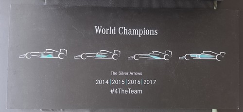 Mercedes amg petronas - amg,