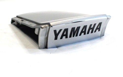 Yamaha seat cowl centre - yamaha,
