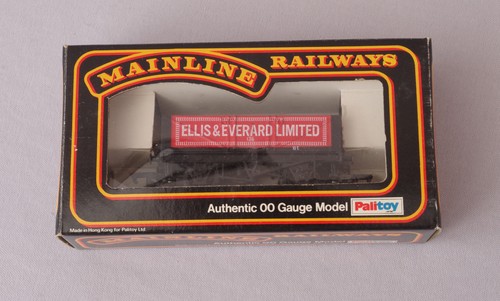 Mainline five plank wagon - mainline,