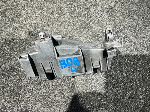 2004 toyota avensis bumper - 2004,