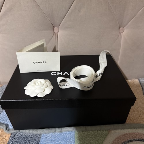 Chanel empty box with - chanel,