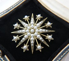 Beautiful Art Deco Vintage Inspired Pearl Studded Star Brooch