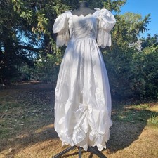Vintage 1980s White Lace Southern Belle Milkmaid Wedding Dress Size 6 Petite