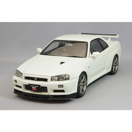 Autoart composite nissan - composite,