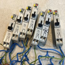 SQUARE D 16 AMP CURVE B 10kA