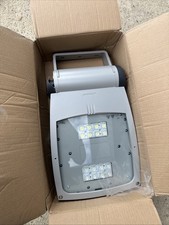 Trilux Lumena Star 40 Lighting RE2L/2200 Grey (Slight Break As Shown In Photo)