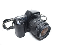 Canon EOS 1000F 35mm SLR