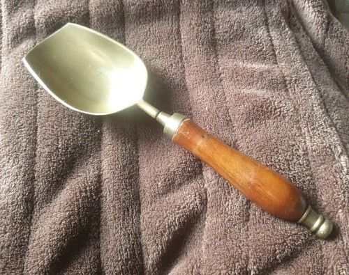 Vintage brass wood handle - wood,