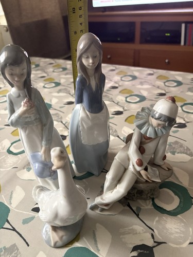 Nao figurine bundle - figurine,
