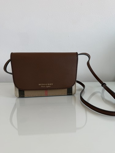 Burberry house check - leather, &
