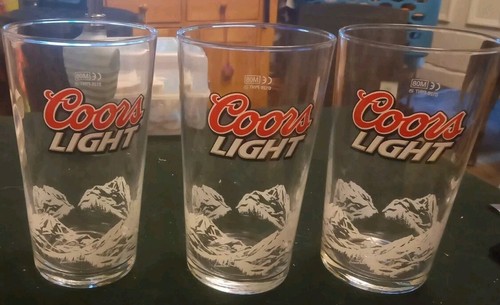 Coors light pint glasses - light,
