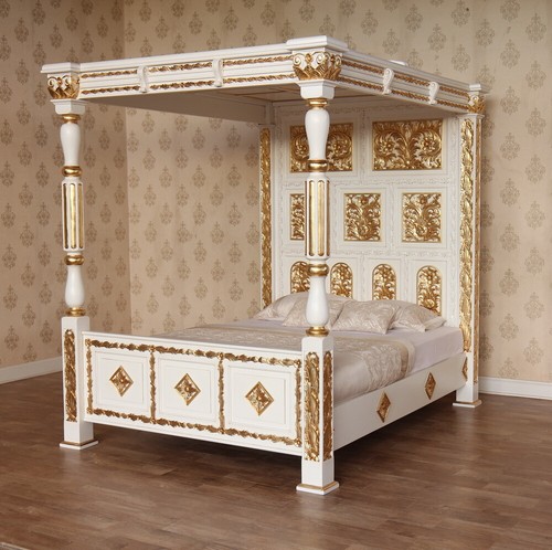 Four poster bed - white, gold