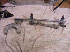 Porsche 964 3.6L RHD Cabriolet Front Wiper Linkage 96462803600 G670WEW