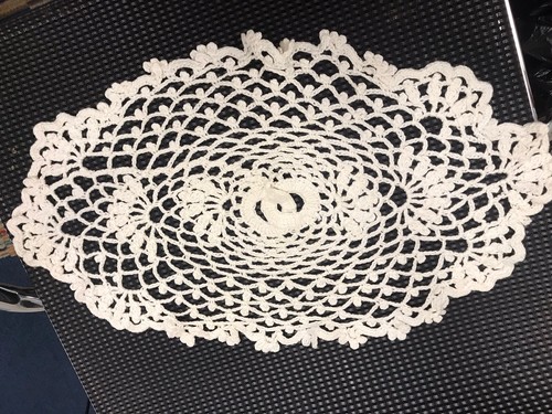 Oval crocheted table - oval,
