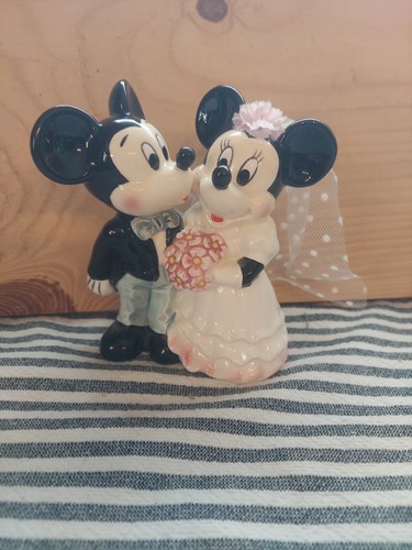 Disney mickey minnie mouse - minnie,