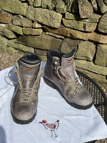 Walking boots size - boots,