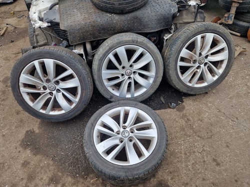 Vauxhall insignia sri genuine - vauxhall,
