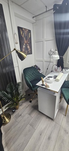 Nail table support - support, beauty