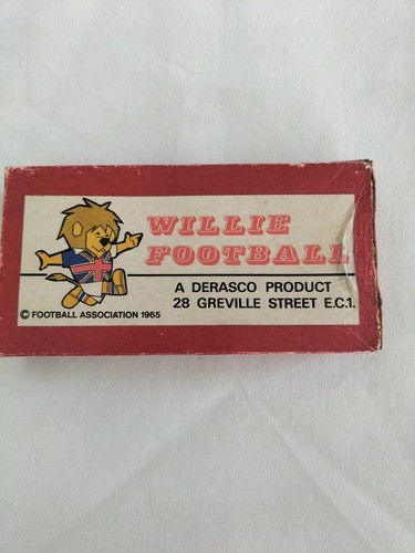 1966 world cup willie - willie, table
