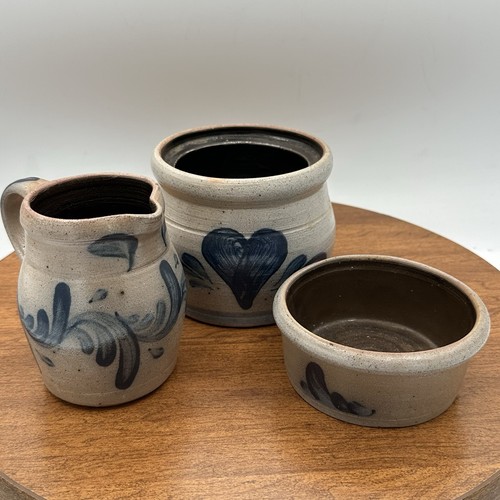 Lot rowe pottery - lot,