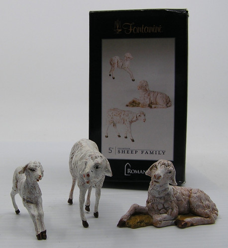 Roman fontanini sheep family - fontanini, ~