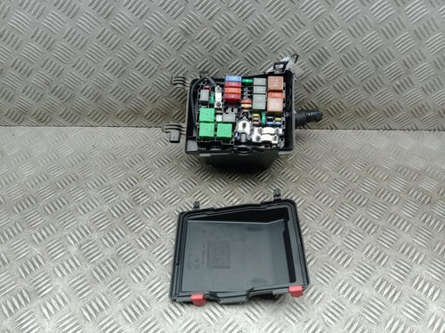Vauxhall combo fuse relay box - vauxhall,