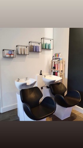 Back wash basin - with, chair
