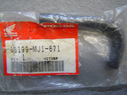Cbx750fe carburetor air hose - cbx750fe,