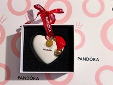 Pandora 2025 White Heart With