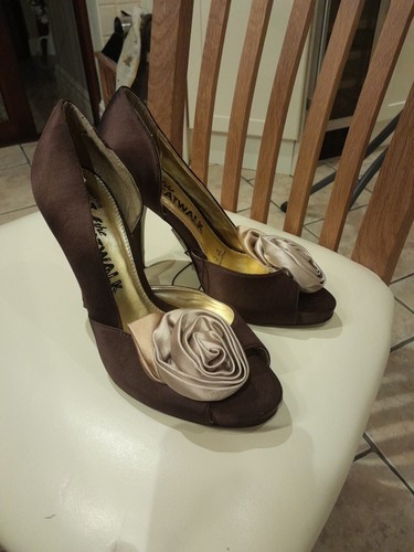 Bnwt ladies red herring size - ladies,