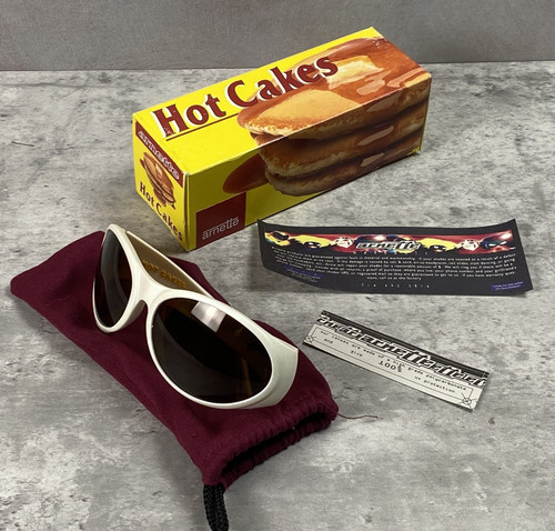 Vintage 2000s y2k arnette - vintage, hot