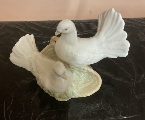 Spanish porcelain pair - spanish, of