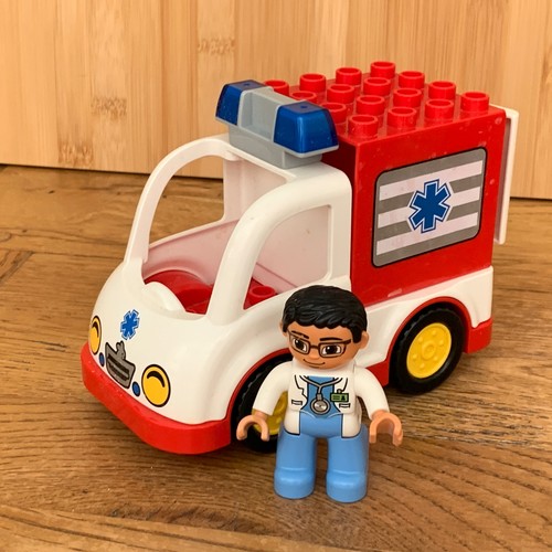 Lego duplo ambulance doctor - &,