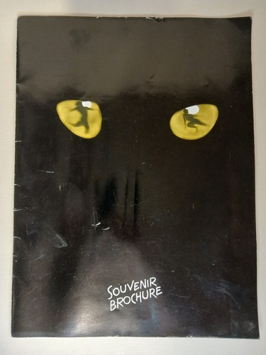 1981 cats souvenir brochure - cats,