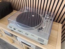 Technics SL-D3 Turntable *