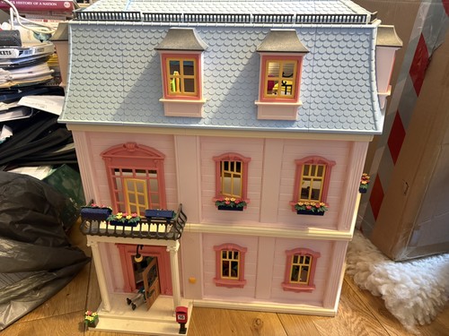 Playmobil deluxe dollhouse - playmobil,