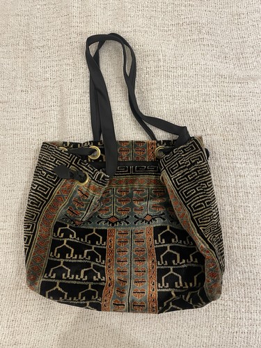 Vintage carpet bag tapestry - carpet,