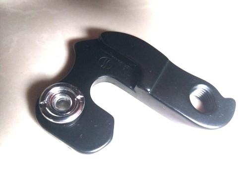Dropout tail for scott metrix - for,