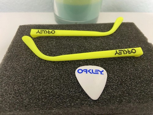 Oakley razor blade - razor, earpieces
