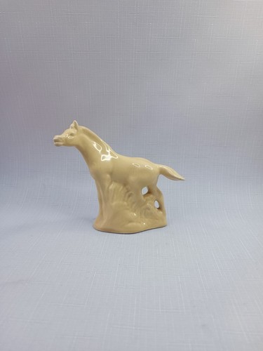 Vintage figurine horse - vintage,