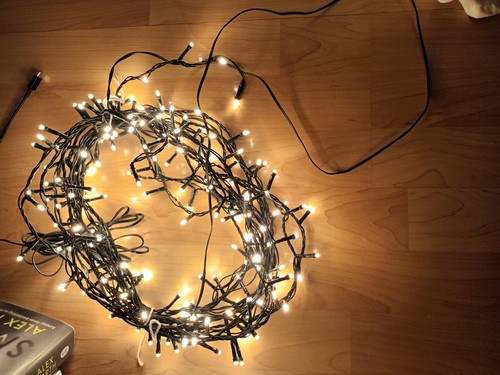 200 warm white light - white,