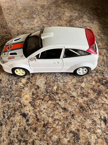 Burago scale ford - scale, focus