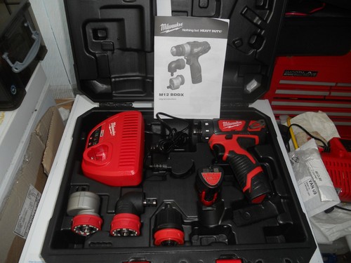 Milwaukee m12bddxkit 202c - milwaukee, m12bddxkit-202c