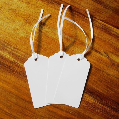 100 scalloped white tags - 100,