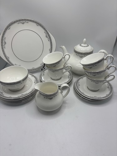 Piece royal doulton - 21,